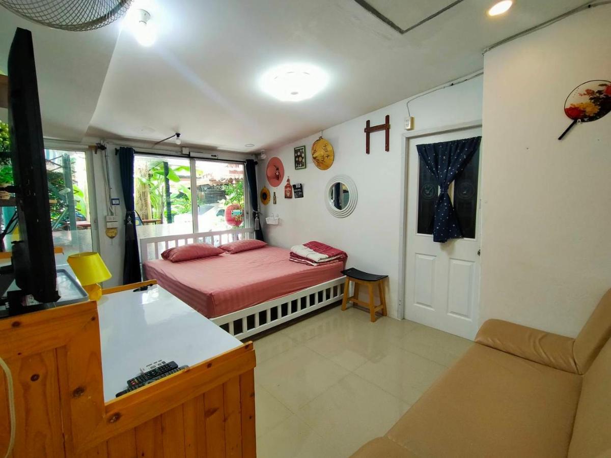 Ruenthip Homestay Bangkok Kültér fotó