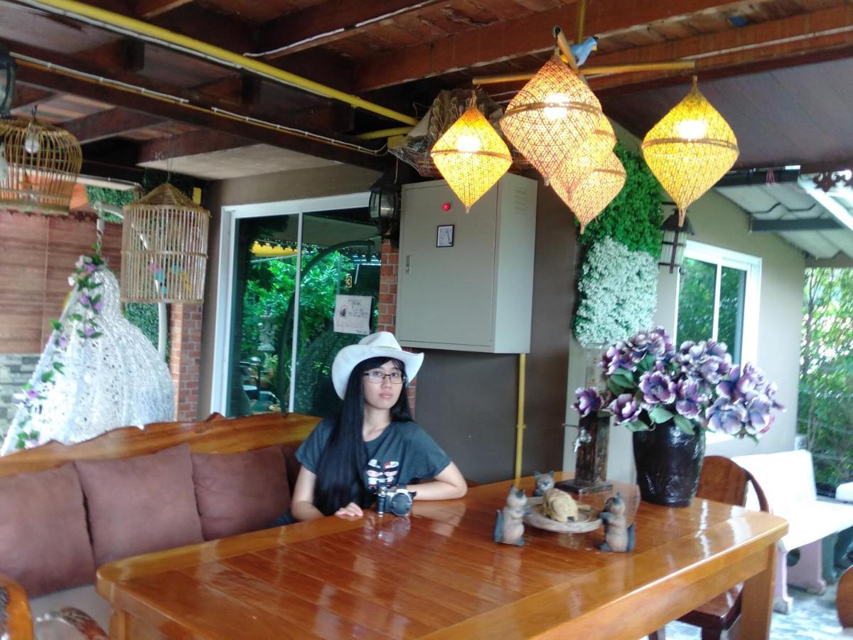 Ruenthip Homestay Bangkok Kültér fotó