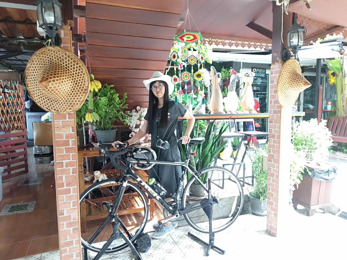 Ruenthip Homestay Bangkok Kültér fotó