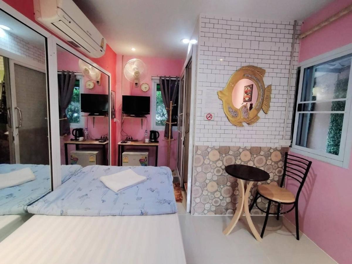Ruenthip Homestay Bangkok Kültér fotó