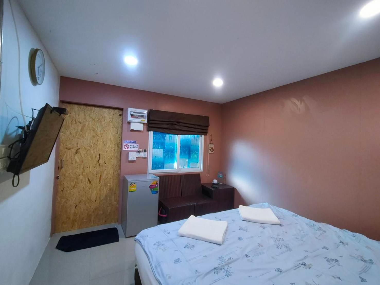Ruenthip Homestay Bangkok Kültér fotó