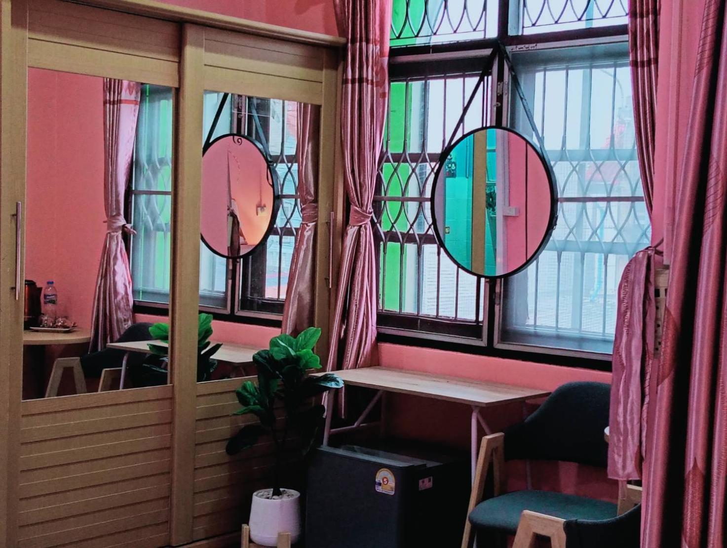 Ruenthip Homestay Bangkok Kültér fotó