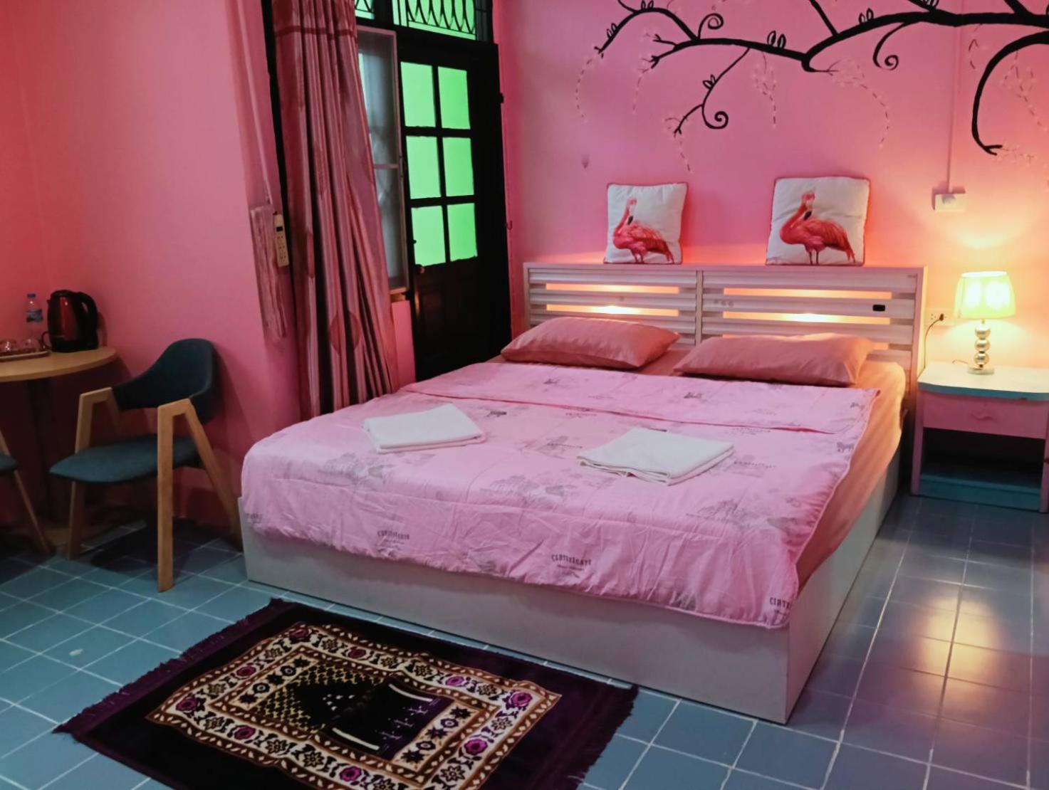 Ruenthip Homestay Bangkok Kültér fotó