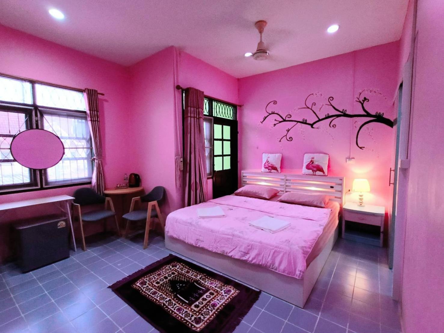 Ruenthip Homestay Bangkok Kültér fotó