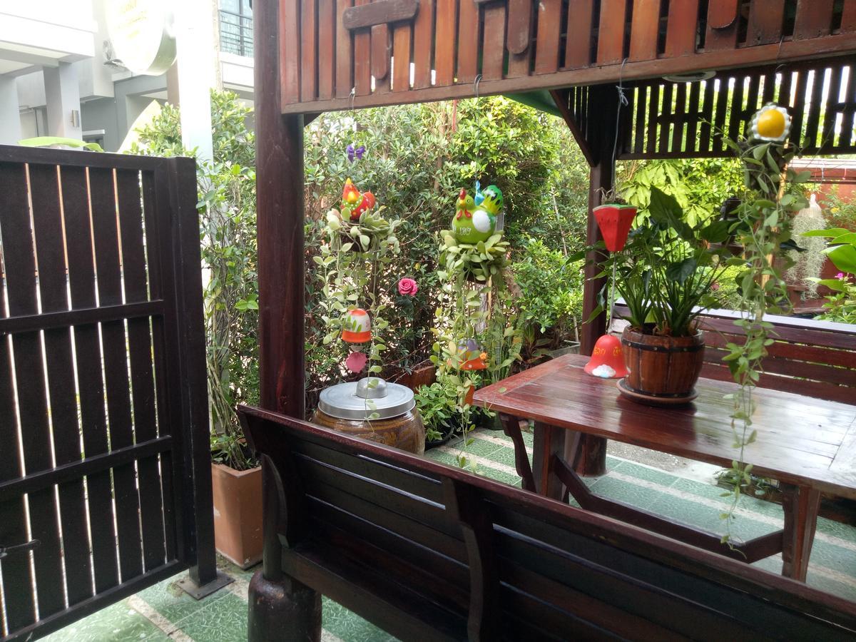 Ruenthip Homestay Bangkok Kültér fotó
