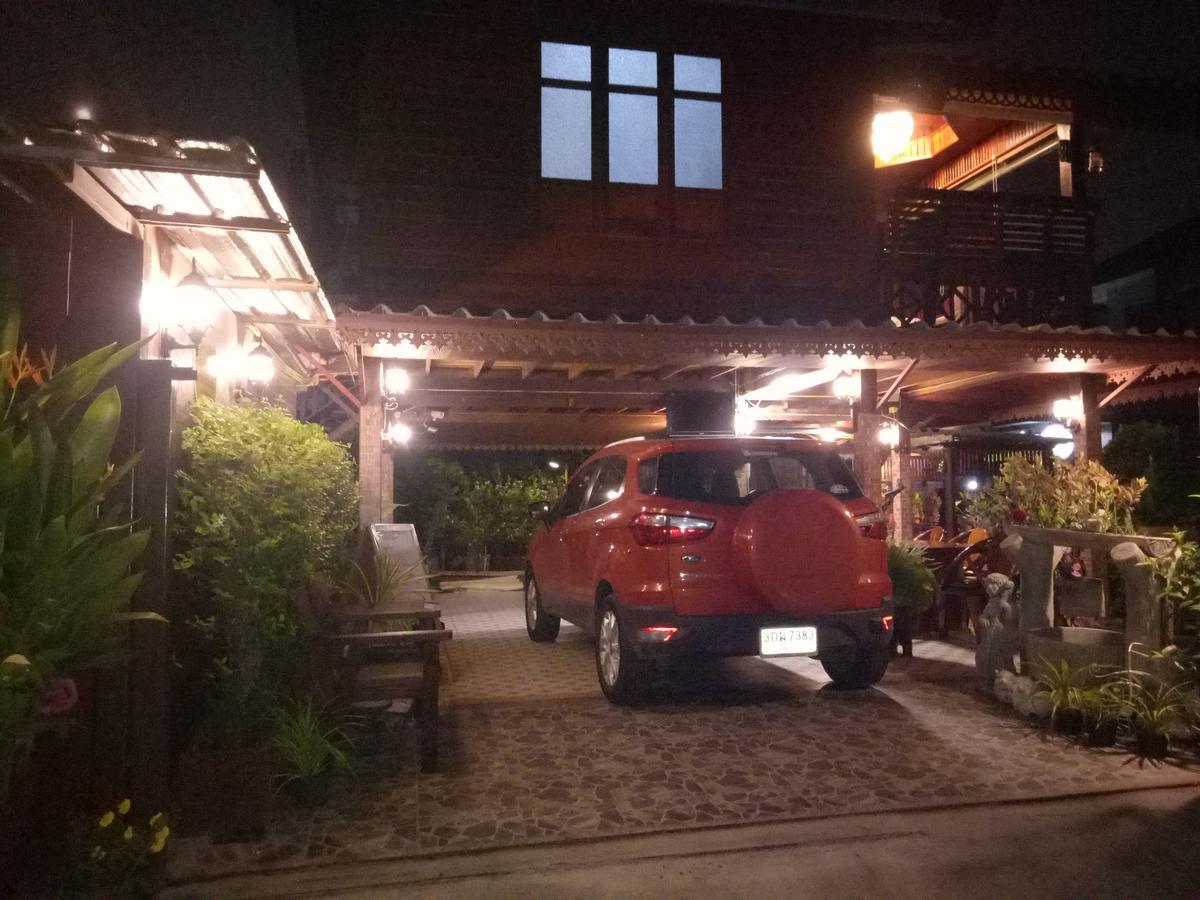 Ruenthip Homestay Bangkok Kültér fotó